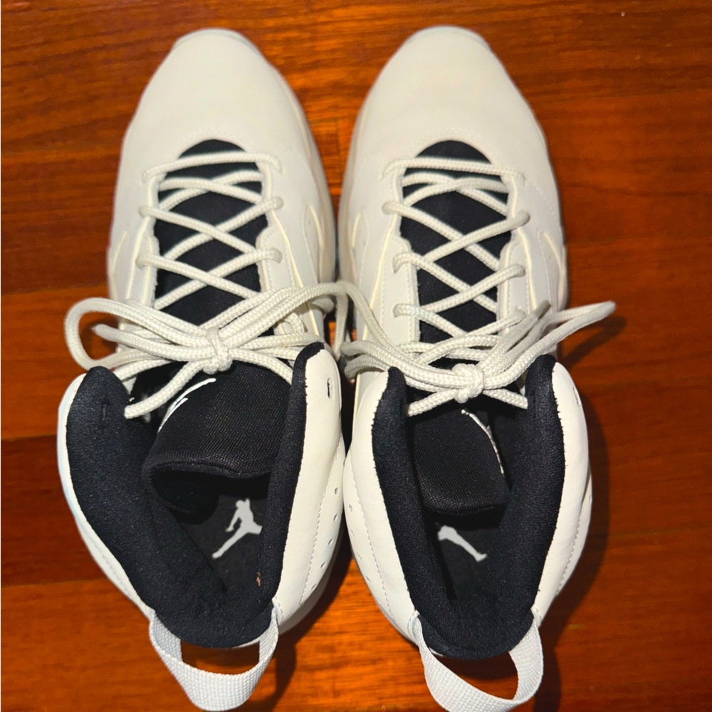 Jordan shoes men’s AR4430-004.